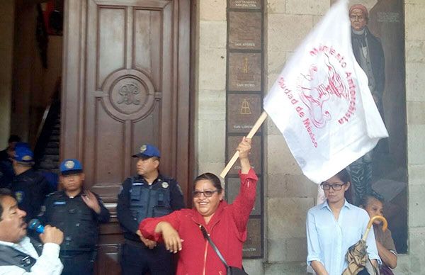 Exigen a delegada de Tlalpan resuelva demandas de la gente pobre