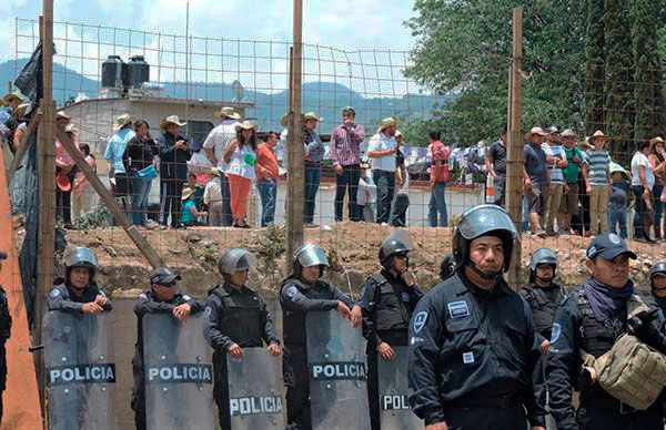 Ola de violencia e intimidación en Totolapan es el estilo de Graco Ramírez, denuncia habitante