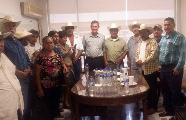  Campesinos se suman a campaña nacional contra Sagarpa