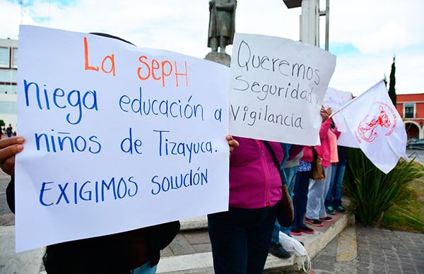 SEPH continúa ignorando la petición de alumnos y padres de familia