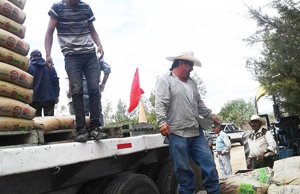 Refugio de Trancas recibe material para vivienda 