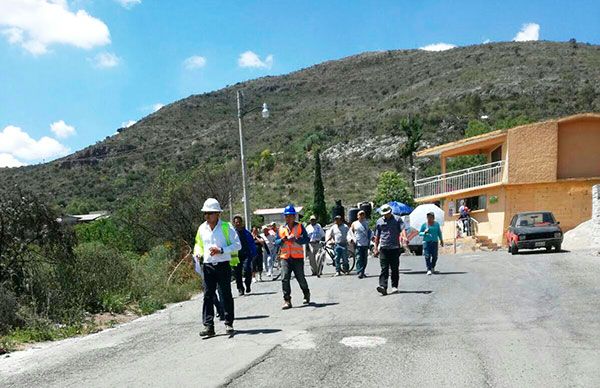 Antorcha ilumina comunidades de Actopan