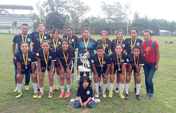 Destacan en Torneo de Futbol cuerudos tamaulipecos