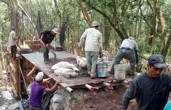 Gobierno no resuelve, pero se adjudica red de agua potable gestionada por Antorcha 