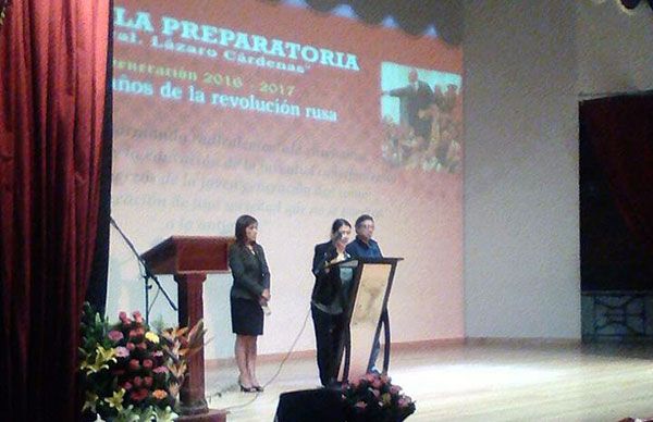 Preparatoria Lázaro Cárdenas celebra clausura de cursos en Mixquic