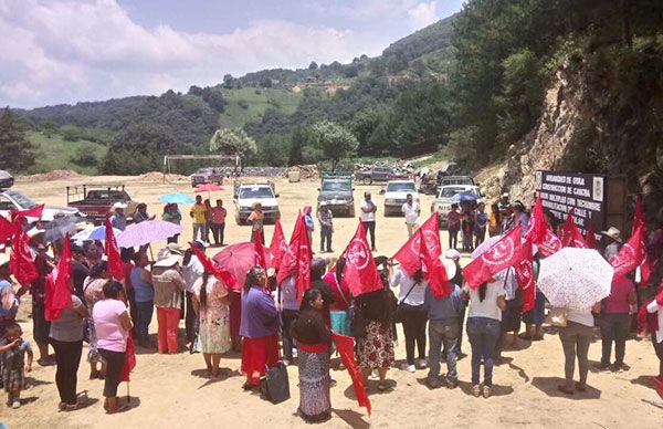 Arrancan obras antorchistas en Pinal de Amoles 