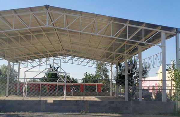 Inaugurará antorcha cancha de usos múltiples en Guelatao