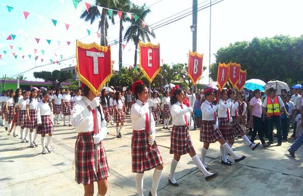 Escuela Antorchista conmemora las fiestas patrias en Citlaltépetl 