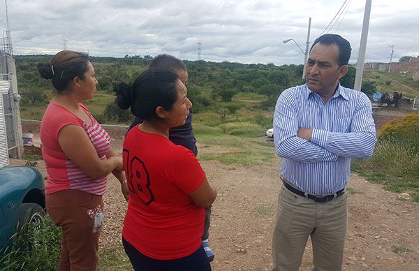 Realizan visita en la colonia La Antorcha