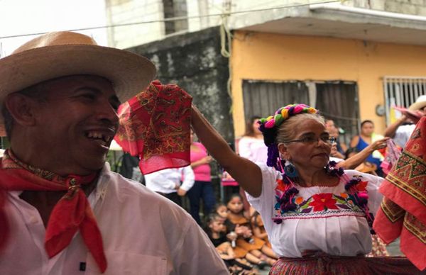 Antorchistas de la Sección A celebran 31 años de progreso