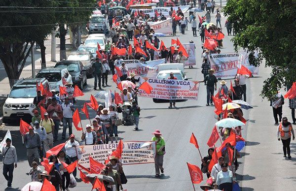  Desaprueba  Antorcha gobierno de Pancho Domínguez 