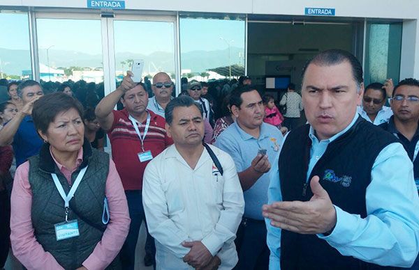 Secretario de Bienestar social atiende a los antorchistas