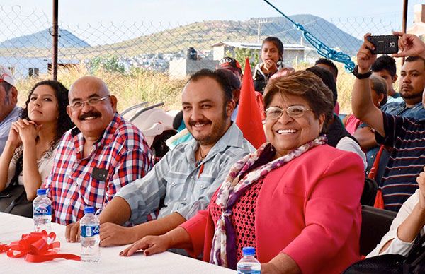  Inaugura Hersilia Córdova otra calle en Atlixco