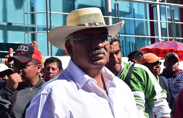  15 mil antorchistas exigen cárcel para los asesinos de Manuel Hernández Pasión 