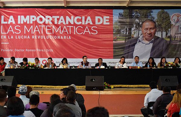Resaltan importancia de las matemáticas en la lucha social y política