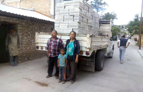 Comienzan a llegar materiales de vivienda a Zitlala 