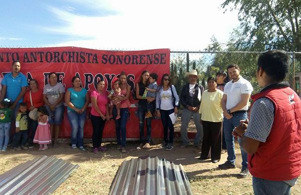 La lucha organizada rinde frutos; entregan láminas galvanizadas en Guaymas Sonora 