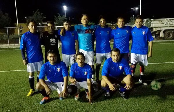  Finaliza con éxito torneo de futbol en Tecomatlán