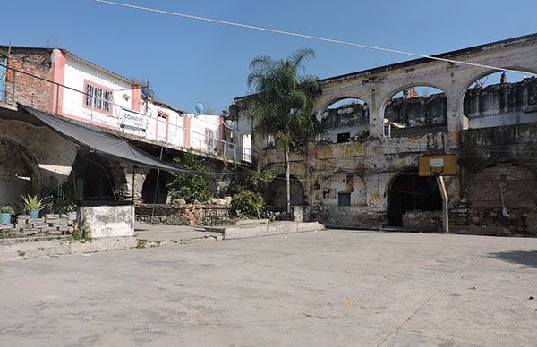 Habitantes de Hacienda Zapata en el olvido 