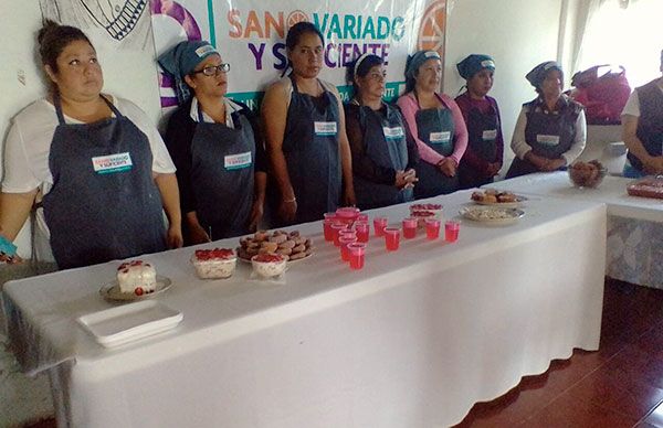 Cursos gastronómicos en comedor comunitario