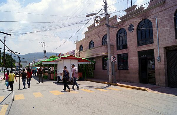 Gestión antorchista atrae beneficio a San Agustín Tlaxiaca