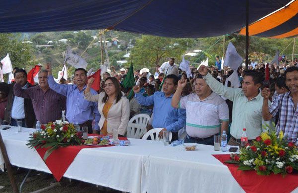 Antorcha festeja el 8Âº aniversario de la colonia Unidad Antorchista en Tantoyuca