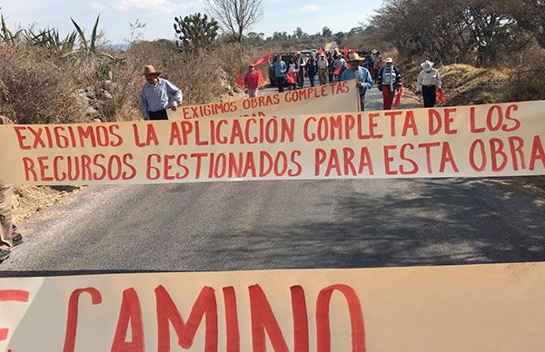  Logra Antorcha segunda etapa de pavimentación del camino La Presa-Bathá