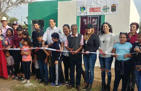 Por gestión antorchista, logran construcción de viviendas completas