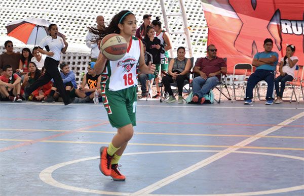 Esperan primer lugar en basquetbol femenil - Movimiento Antorchista Nacional