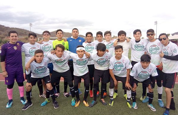 Avanzan futbolistas de la Rafael Ramírez en la Espartaqueada 
