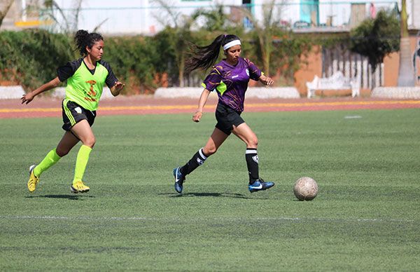 Sonora logra tercer lugar en fútbol femenil