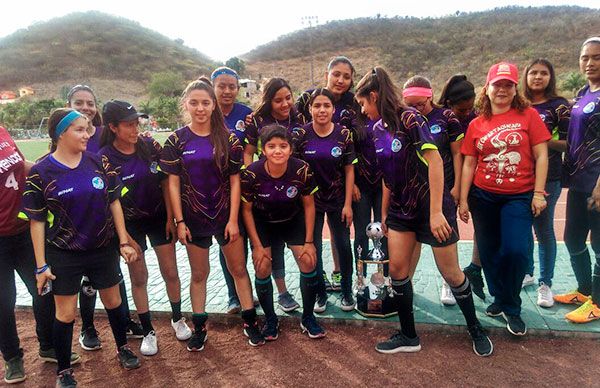 Espíritu de combate dio un tercer lugar en futbol femenil a Sonora