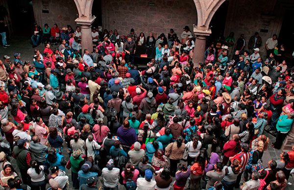 Por cuarta ocasión habitantes de Morelia exigen al gobierno municipal solución a obras inconclusas