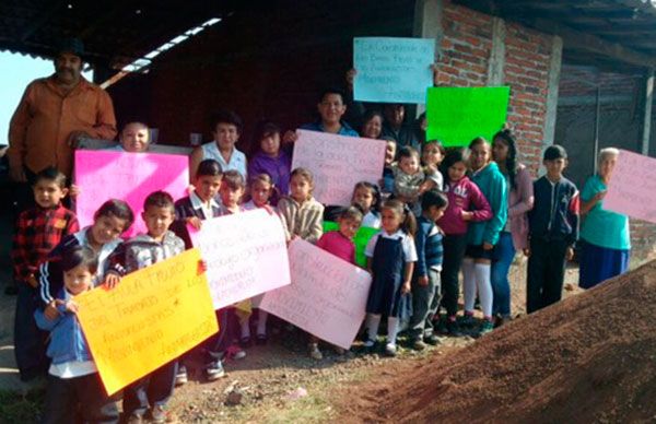 Mejoran infraestructura de escuela primaria en Jacona