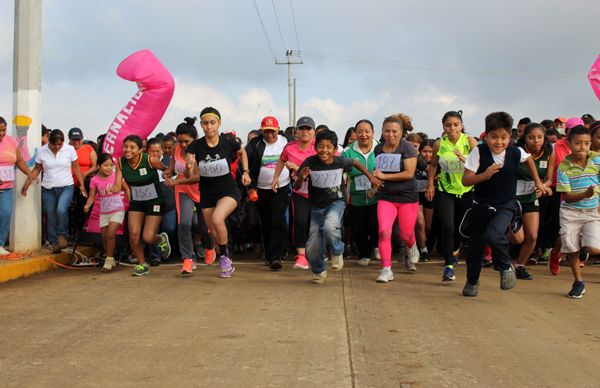 Con carrera deportiva Janeth García conmemora Día Internacional de la Mujer en Córdoba 