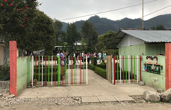  Solicitan techado en preescolar  