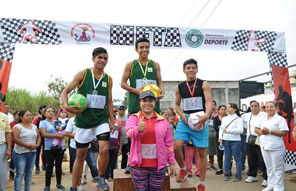 Diputada Antorchista promueve la sana convivencia a través de carrera atlética