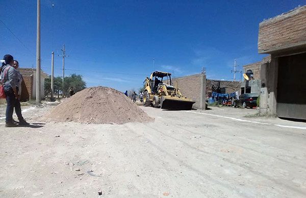 Inicia construcción de cordonerías en Alianza por Durango