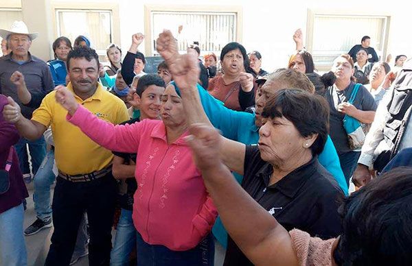 Antorcha piden descuentos en los recibos a SIMAS