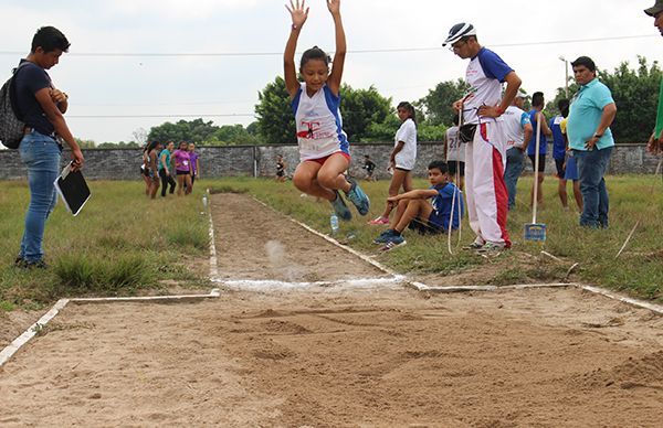 Realiza Antorcha regional de atletismo en Jáltipan