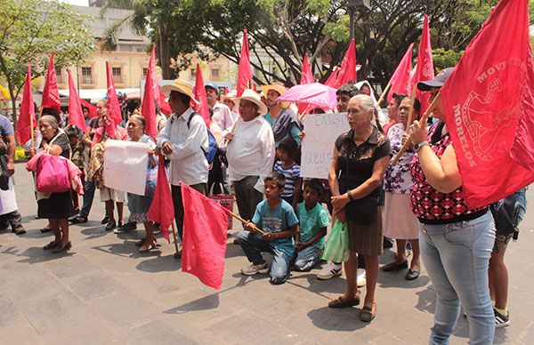 Exigen recursos para damnificados del Oriente de Morelos