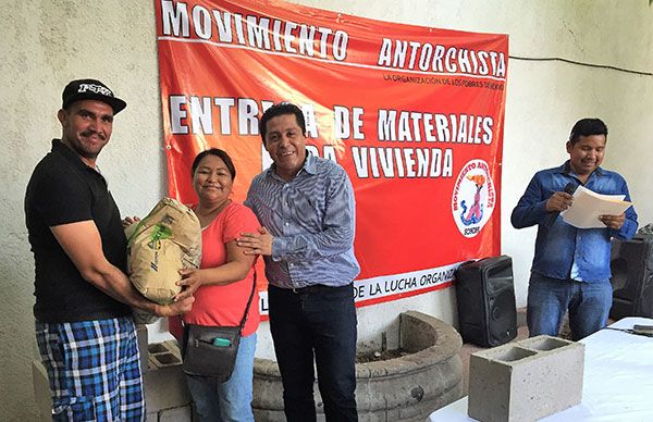Familias hermosillenses recibieron apoyos para mejoramiento de su vivienda