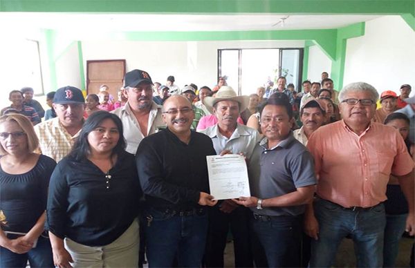 Antorcha entrega pliego petitorio al ayuntamiento de Emiliano Zapata