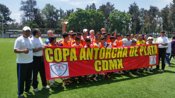 V edición del Torneo de Futbol en la CDMX Copa Antorcha de Plata, un éxito