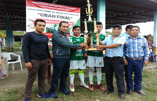 Culmina la 1ra.edición de liga local de fútbol de Antorcha en Tantoyuca