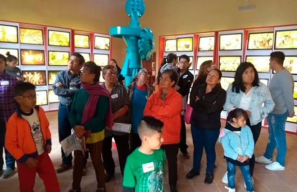 Familias de La Paz vacacionan en Chimalhuacán