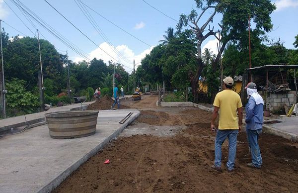 Antorcha logra recursos para pavimentación en Lerdo de Tejada