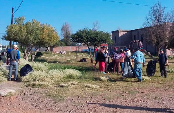 Jornada de limpieza en comunidades de Trancoso