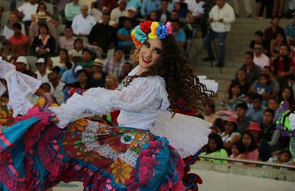Mención honorífica a Sinaloa en III Concurso de Folclor Internacional