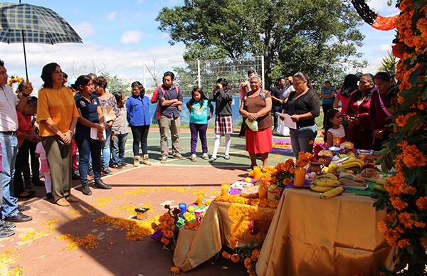 Realiza Antorcha exposición de altares en la reserva Santa Bárbara de Xalapa